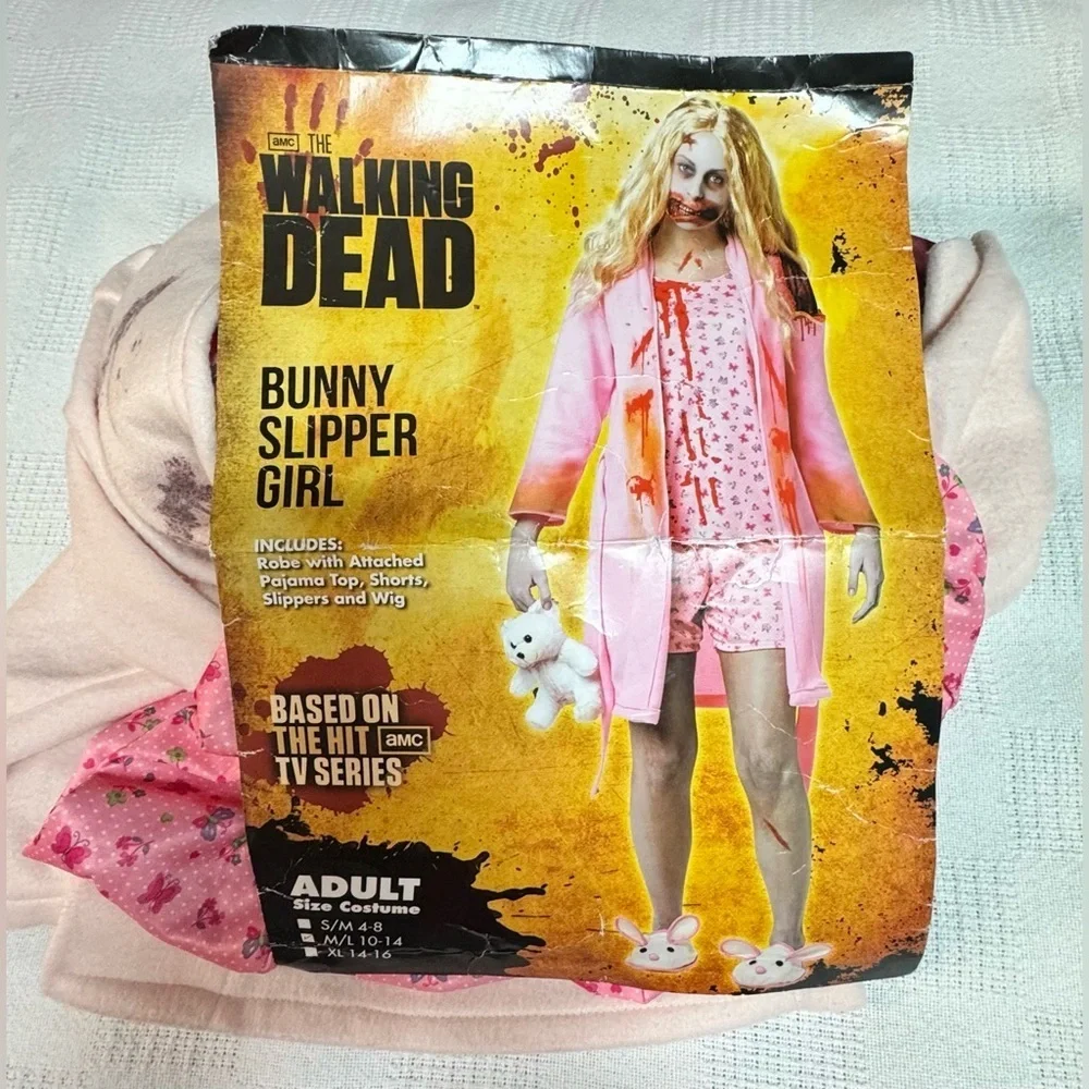 Halloween costume; The Walking Dead 